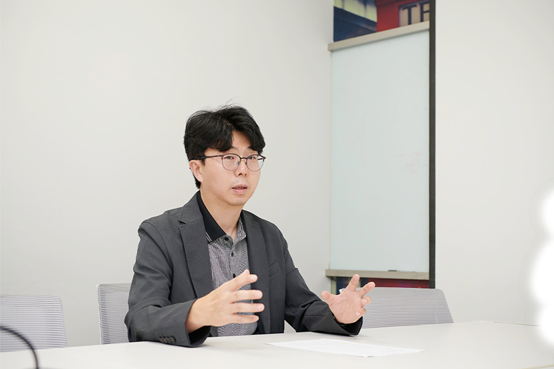 최정민 삼성전자 파운드리사업부 기술개발실 PL. 최 PL은 HBM4 베이스다이에 적용된 4나노 초저전력 반도체 공정 개발 성과를 인정받아 대한민국 엔지니어상을 수상했다. [삼성전자 뉴스룸]