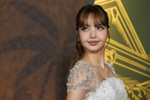 블랙핑크 리사, 월드컵으로 잭팟…176억 벌었다 ‘전세계 3위’