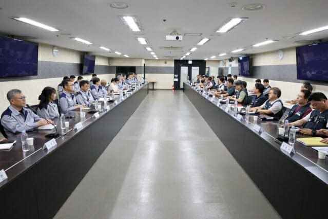 GM Korea’s management and labor union meet for the first round of 2026 wage and collective bargaining talks. (GM Korea Chapter of the Korean Metal Workers’ Union)