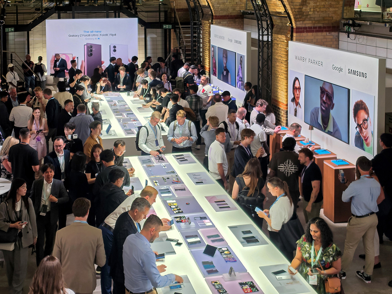 A view of the hands-on experience zone at Galaxy Unpacked 2026, held Wednesday (local time) at Old Billingsgate in London. [Samsung Electronics]