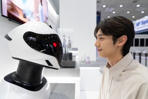Samsung, LG Display pitch OLED for humanoid face