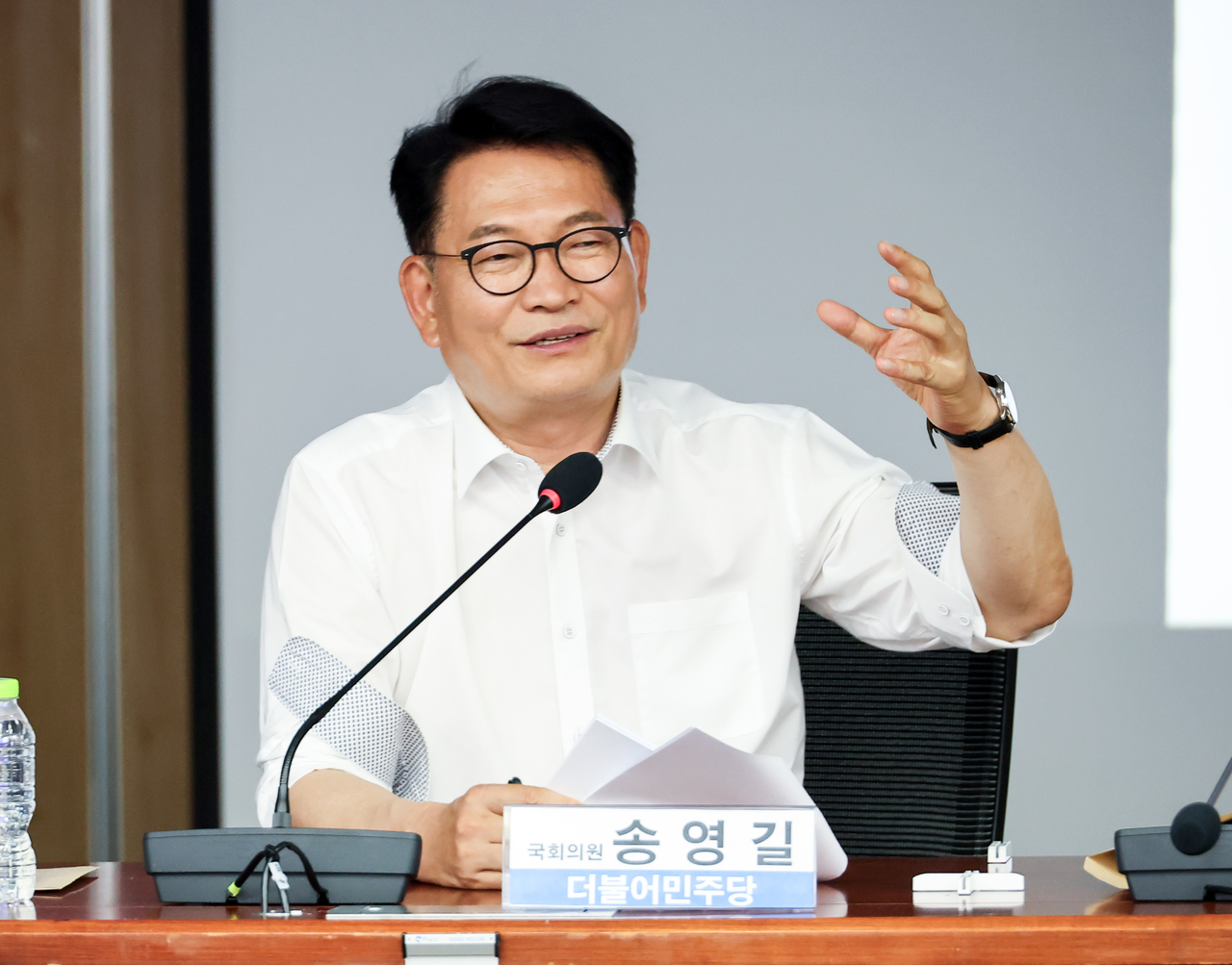 Song Young-gil, a candidate for leader of the Democratic Party of Korea. [Yonhap]