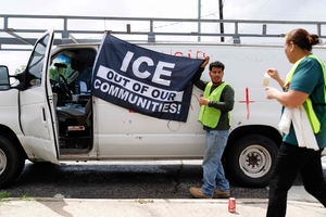 Passengers in Texas ICE shooting say officers not in danger, driver was parking when shots fired