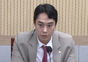 Ex-councilor in minor sex case gets paid for 16-day term