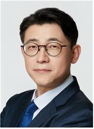 이병도 운영위원장