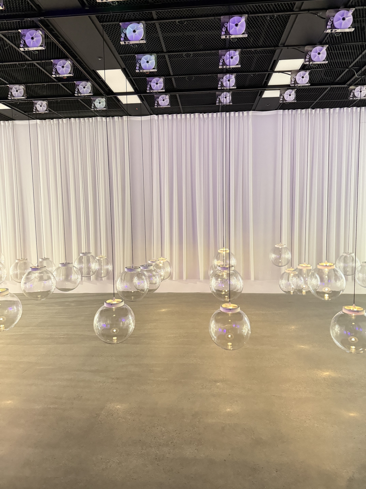 Park Eun-young's untitled installation (Hong Yoo/The Korea Herald)