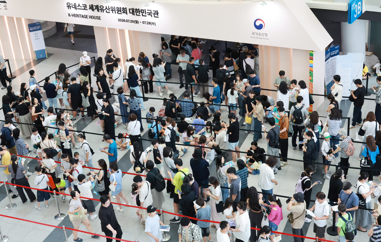 관람객 발길 이어지는 대한민국관 [연합뉴스 제공]