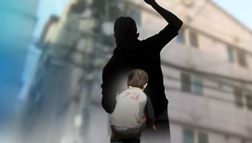 Despite the government more than doubling its child abuse response budget over the past six years to strengthen state responsibility, the re-abuse rate has continued to rise annually. [Yonhap]