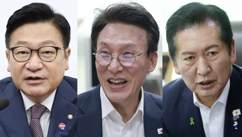 From left: People Power Party Floor Leader Rep. Jeong Jeom-sig, former Prime Minister Kim Min-seok and former Democratic Party of Korea Chair Rep. Jung Chung-rae (Yonhap)