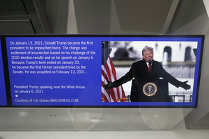 Trump orders disclaimer signs outside museum of American history