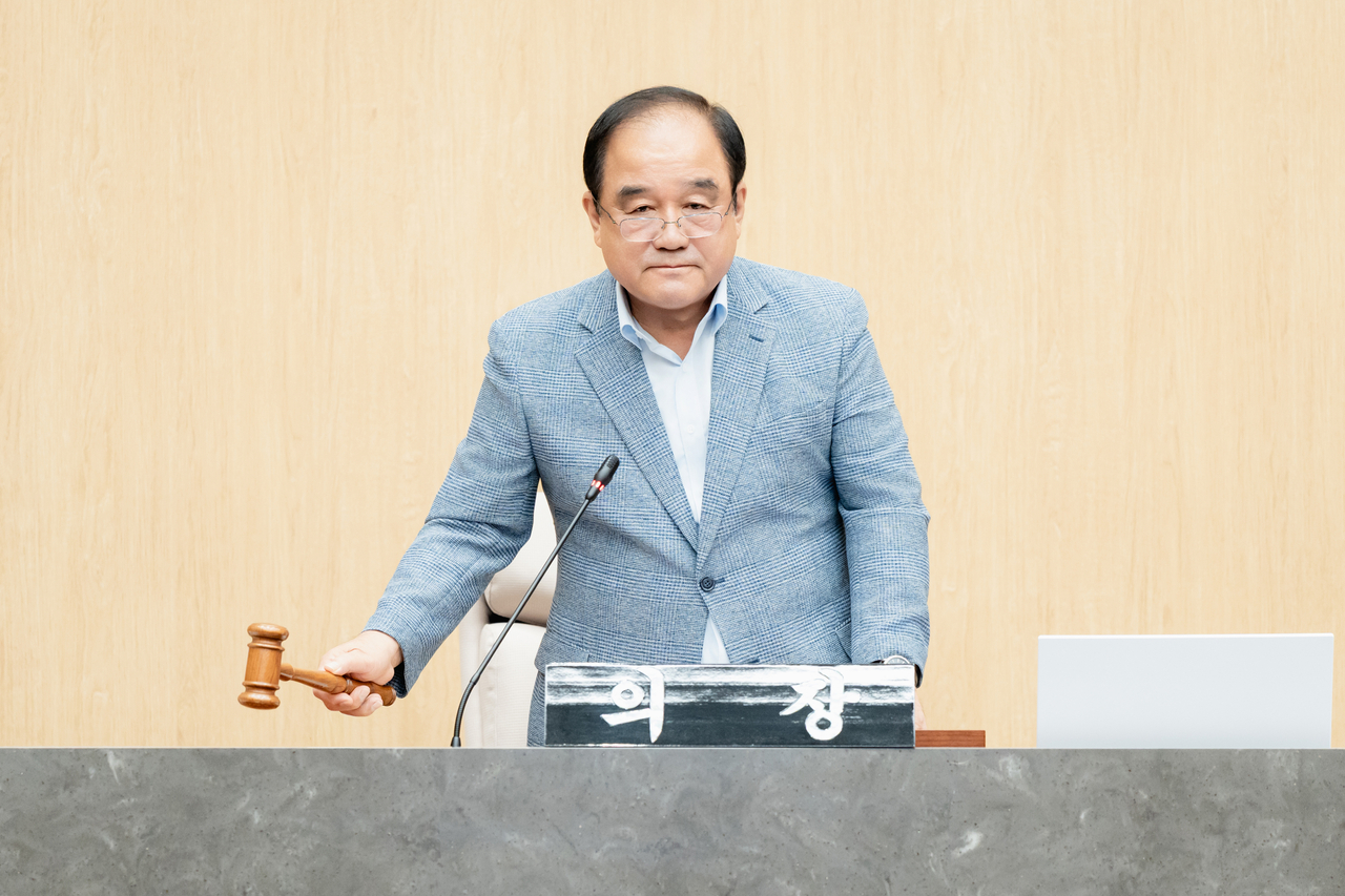 고양석 광진구의회 의장 사회