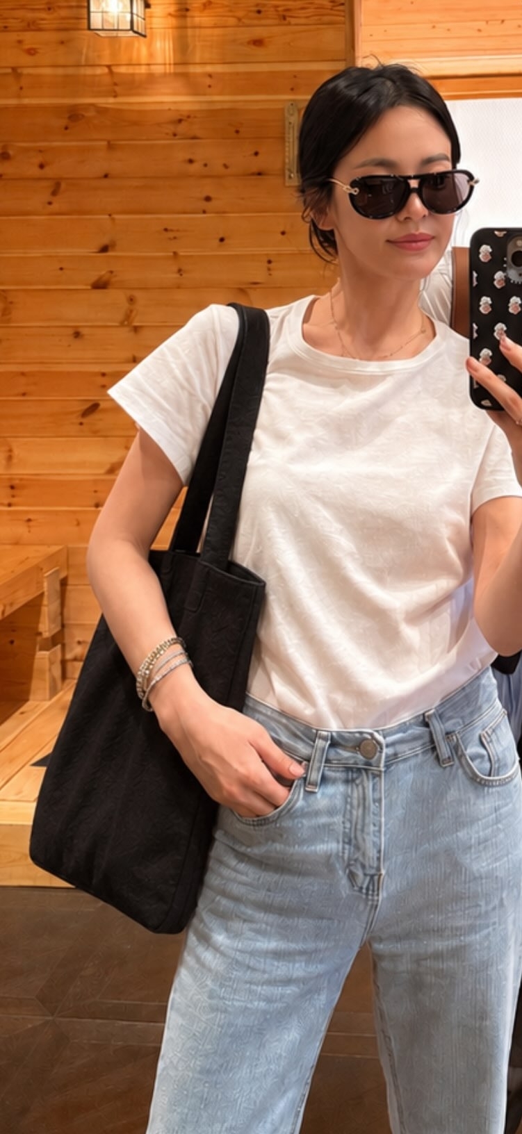 사진=송혜교 채널