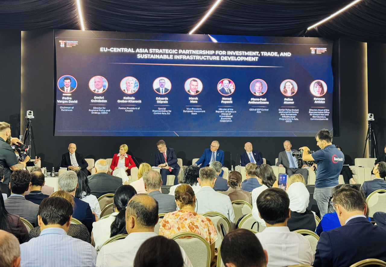 Speakers discuss the EU-Central Asia Strategic Partnership for Investment, Trade and Sustainable Infrastructure Development during a session at the Fifth Tashkent International Investment Forum at the Central Asian Expo in Tashkent, Uzbekistan, Wednesday. (Sanjay Kumar/The Korea Herald)