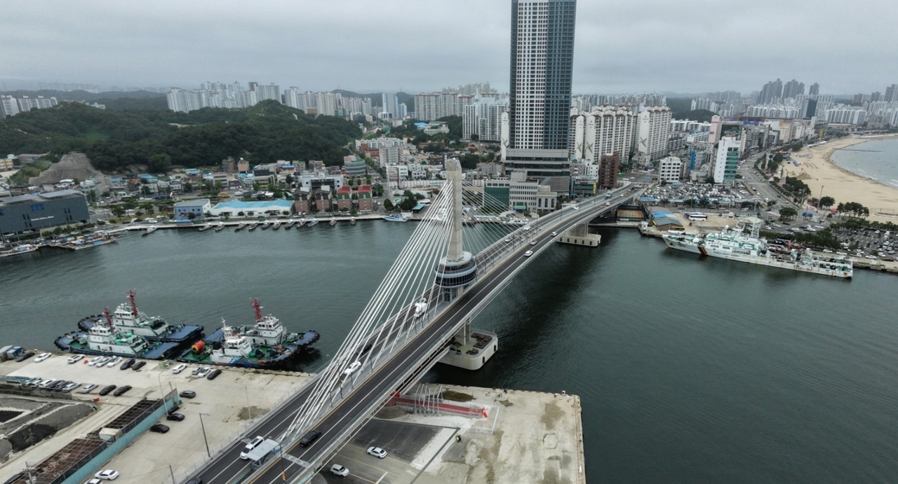 해오름대교 전망대 전경.[포항시 제공]