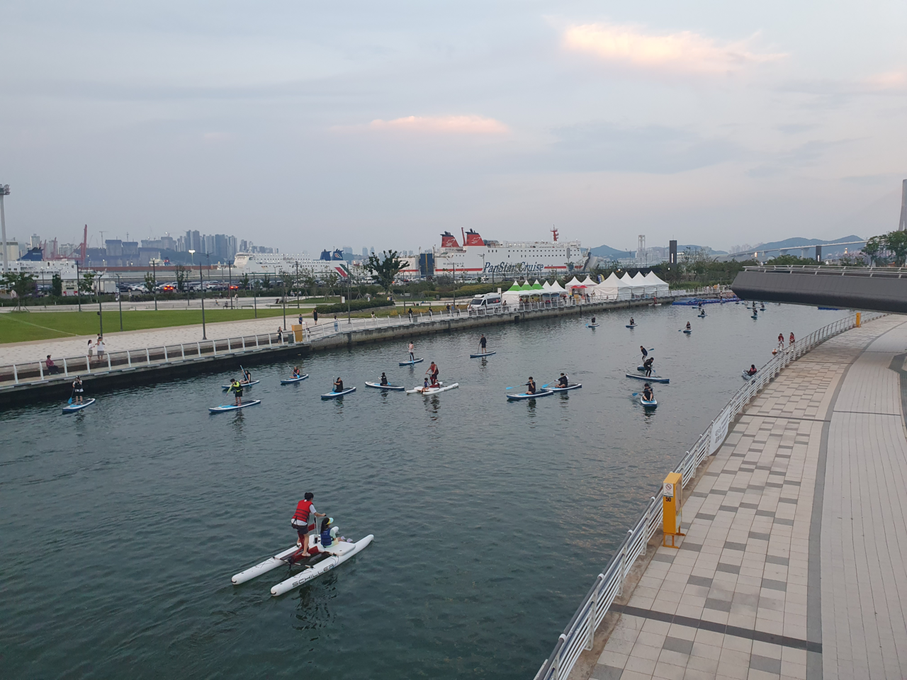 2025년 북항 SUP FESTA 사진 [부산시 제공]