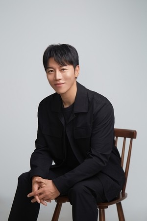 [뮤:터뷰③]‘호프’ 음문석 “황정민, 완전 츤데레..말보다 행동으로 챙겨줘”
