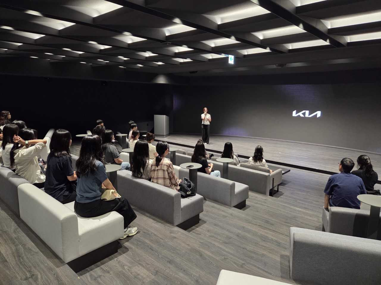 서울 서초구가 민간기업 기아와 함께 28일 개최한 ‘동행멘토링’ 현장. [서초구 제공]