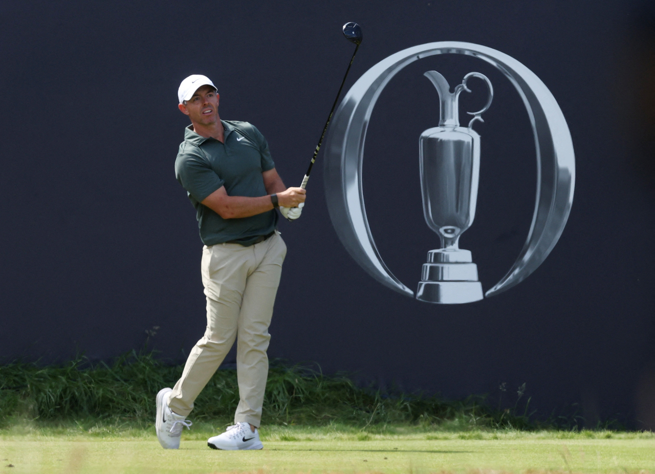 Rory McIlroy in action during the 154th Open Championship, in Southport, England, July 19.   (Reuters-Yonhap)
