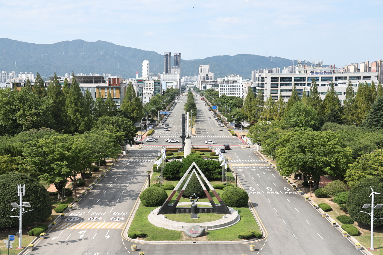‘창원형 센트럴파크’로 탈바꿈할 창원 중앙대로 일대 전경 [경남도 제공]