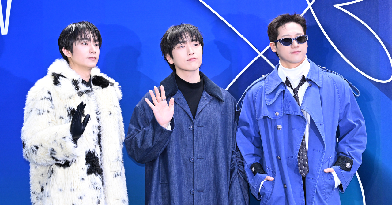 B1A4's Jinyoung, Sandeul and Gongchan. Photo by Yoon Byung-chan