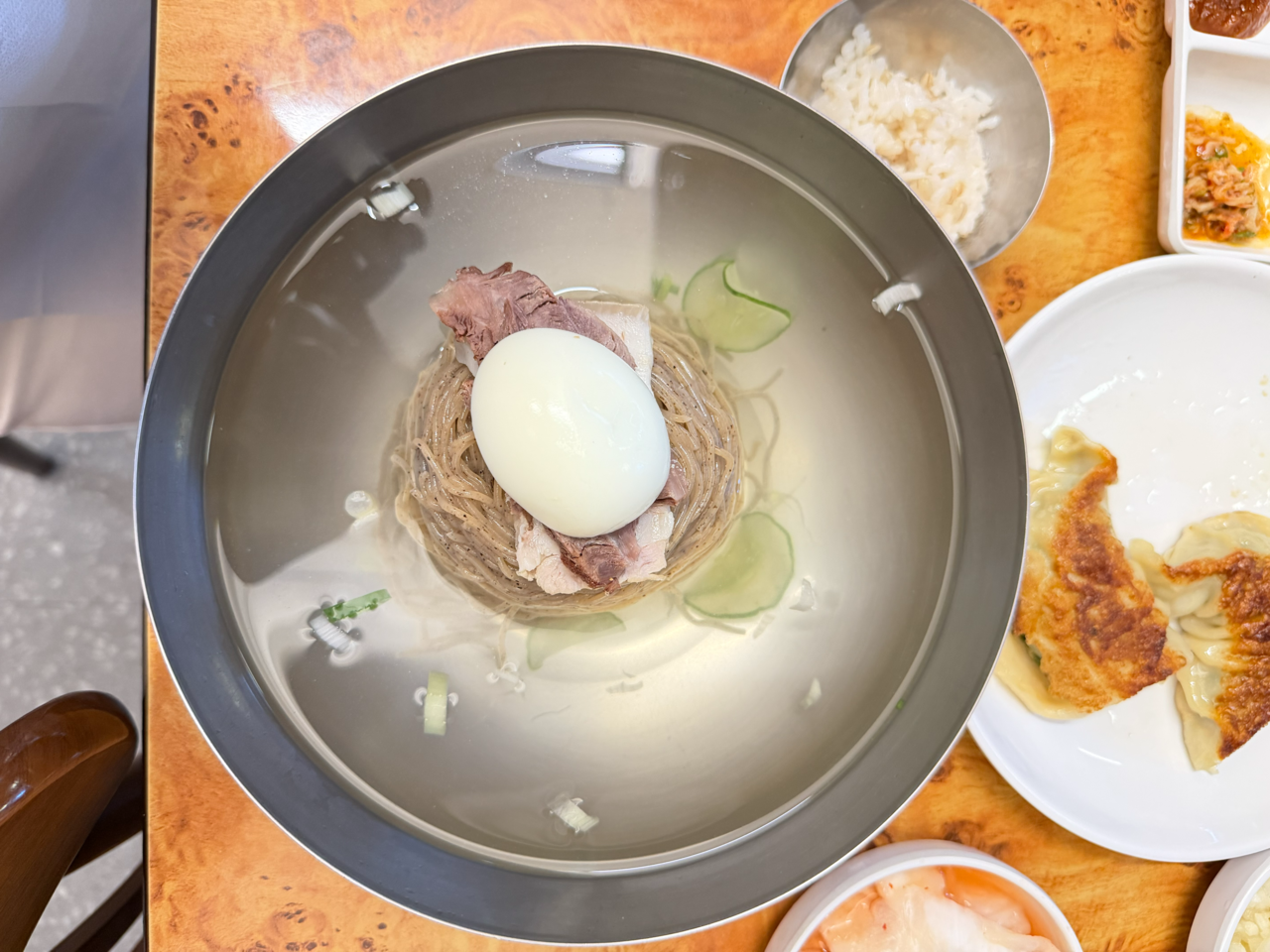 Pyongyang naengmyeon (Hong Yoo/The Korea Herald)