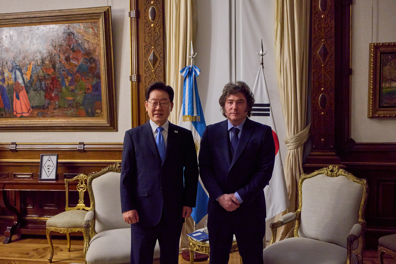 Lee dice que Corea del Sur y Argentina marcarán el comienzo de una nueva era de cooperación