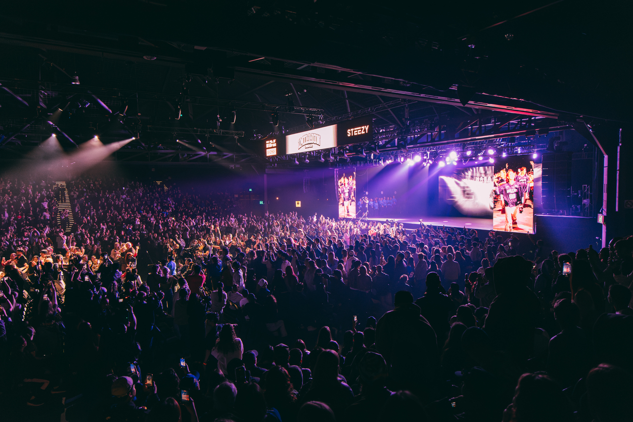 A packed crowd watches the International Dance League's Sydney Series on June 20. (IDL)