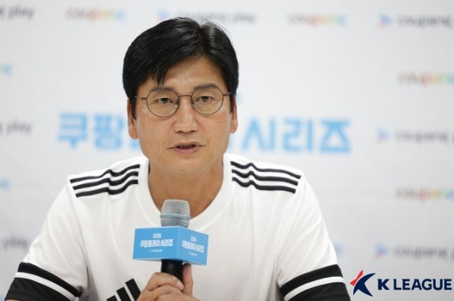 Team K League head coach Chung Jung-yong, who will lead the team in the 2026 Coupang Play Series. (Korea Professional Football League)
