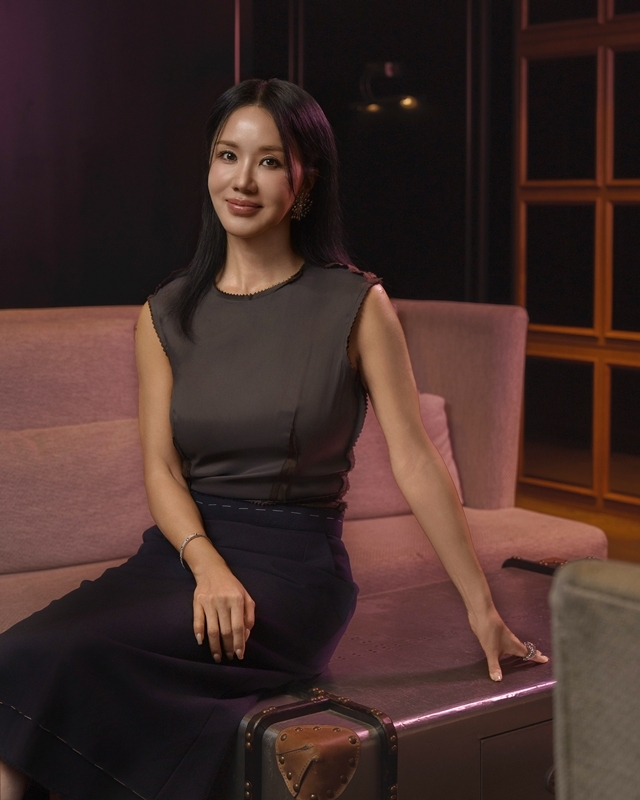 배우 엄정화/사진=CGV 픽처스