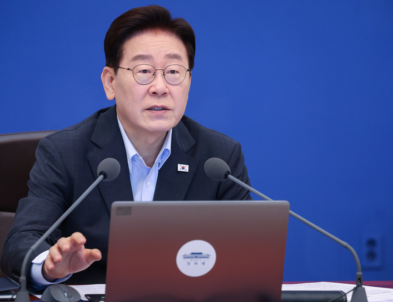 President Lee Jae Myung speaks during a Cabinet meeting at Cheong Wa Dae in Seoul on Tuesday. (Yonhap)