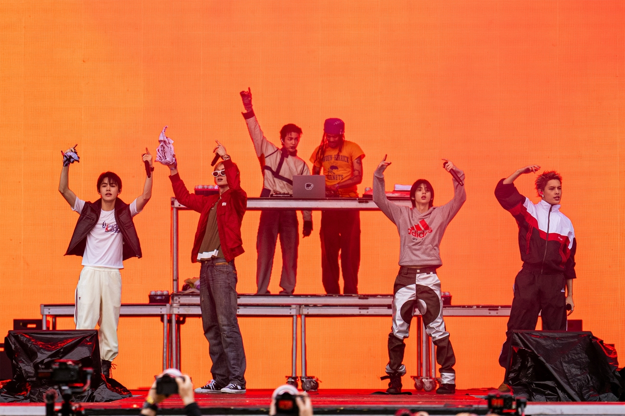 Cortis Kicks Off Sold-Out North American Tour & Dominates Charts