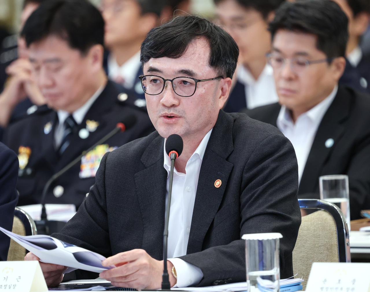 Minister for Government Policy Coordination Lim Ki-keun speaks during a presidential policy breifing on Wednesday at Cheong Wa Dae. (Joint Press Corps)