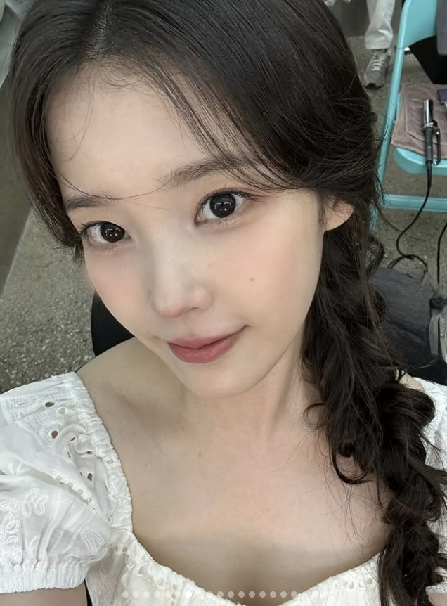 사진=아이유 채널