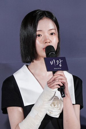 ‘비광’ 김시아 “내 인생 첫 단발..‘미쓰백’ 감독과 더 성장한 모습으로 재회하고 싶었다”