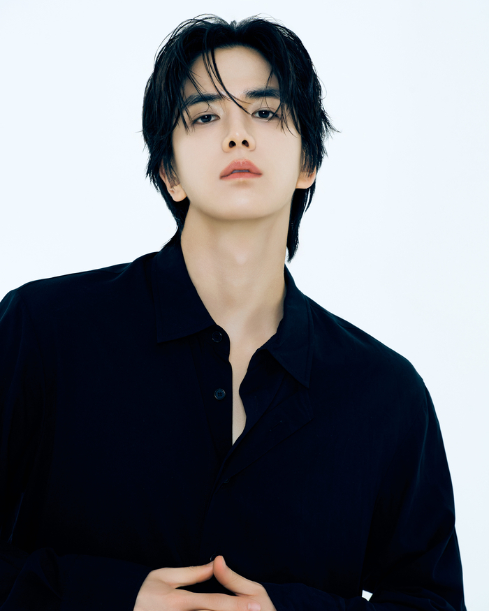 The Boyz Younghoon Signs with Namoo Actors for Acting Career