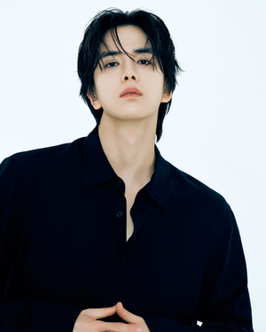 The Boyz’ Younghoon finds agency for acting career THE BOYZ member Younghoon signed an exclusive contract with Namoo Actors on Aug. 7 to further his acting career, and the agency said it will also back his ongoing activities with THE BOYZ.…
