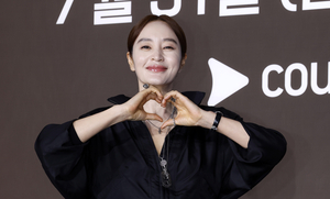 김혜수 “내 연애가 문제…도와달라” 호소한 이유