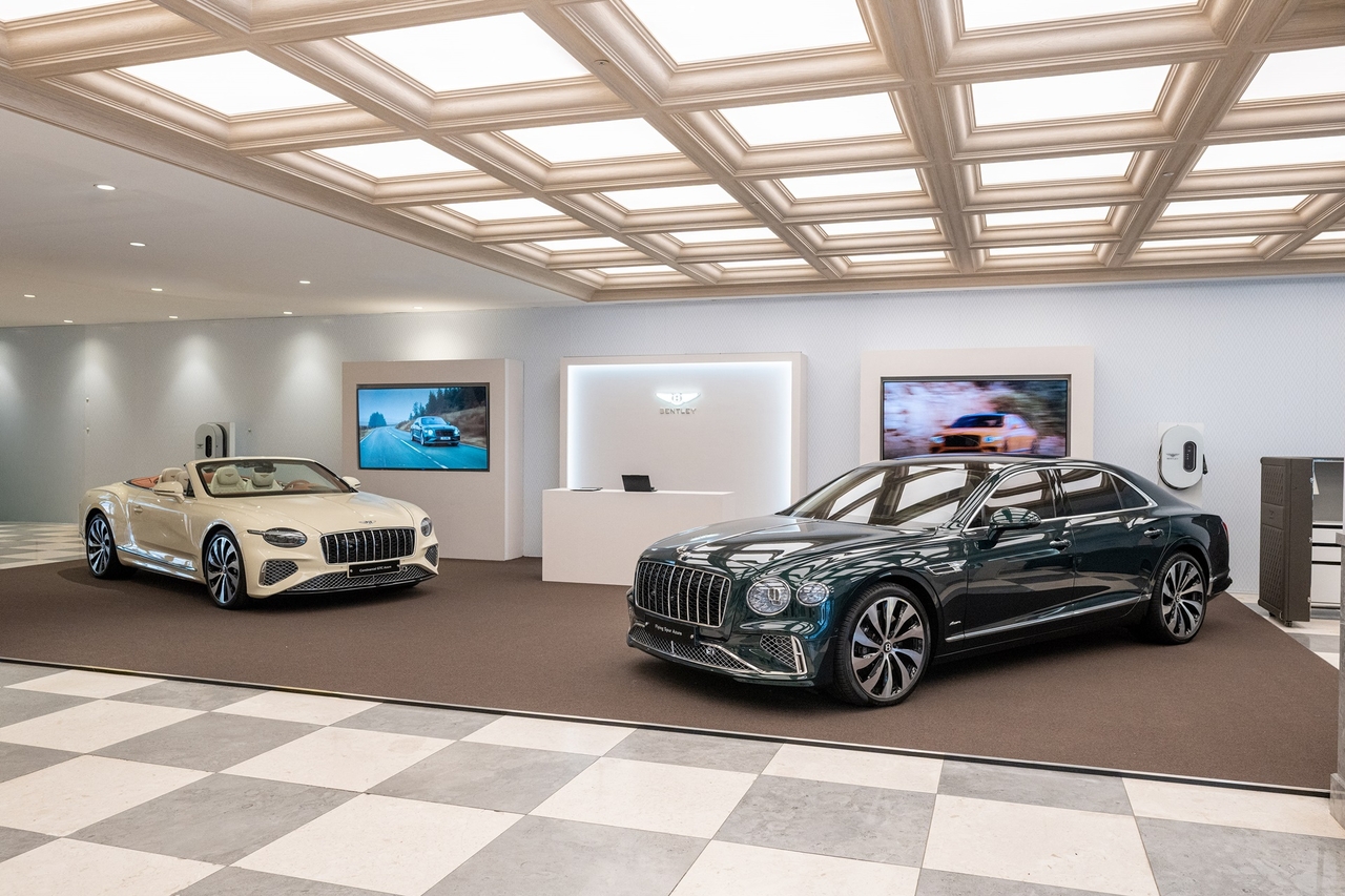 Bentley Seoul, the official domestic partner of Bentley Motors Korea, is holding the brand's first pop-up in the Honam region at Shinsegae department store in Gwangju. [Bentley Motors Korea]