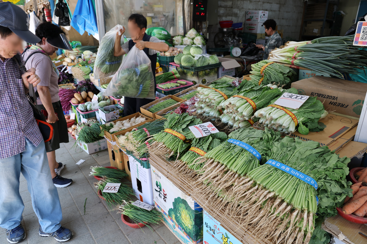 koreaherald.com - Yonhap - Food prices surge amid unprecedented heat wave