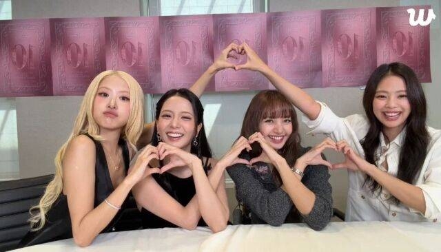 Blackpink members pose during their 10th anniversary livestream on Weverse on Saturday. (Weverse)