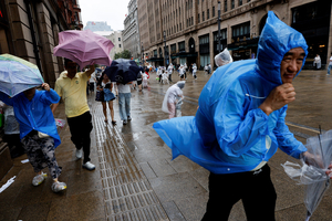 Typhoon Dolphin Makes Landfall in Eastern China With 150 km/h Winds