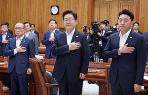 李대통령 “메가프로젝트, 속도전 넘어 전격전 상황”