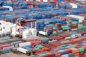 Exports up 45.3% in 1st 10 days of Aug. on chips