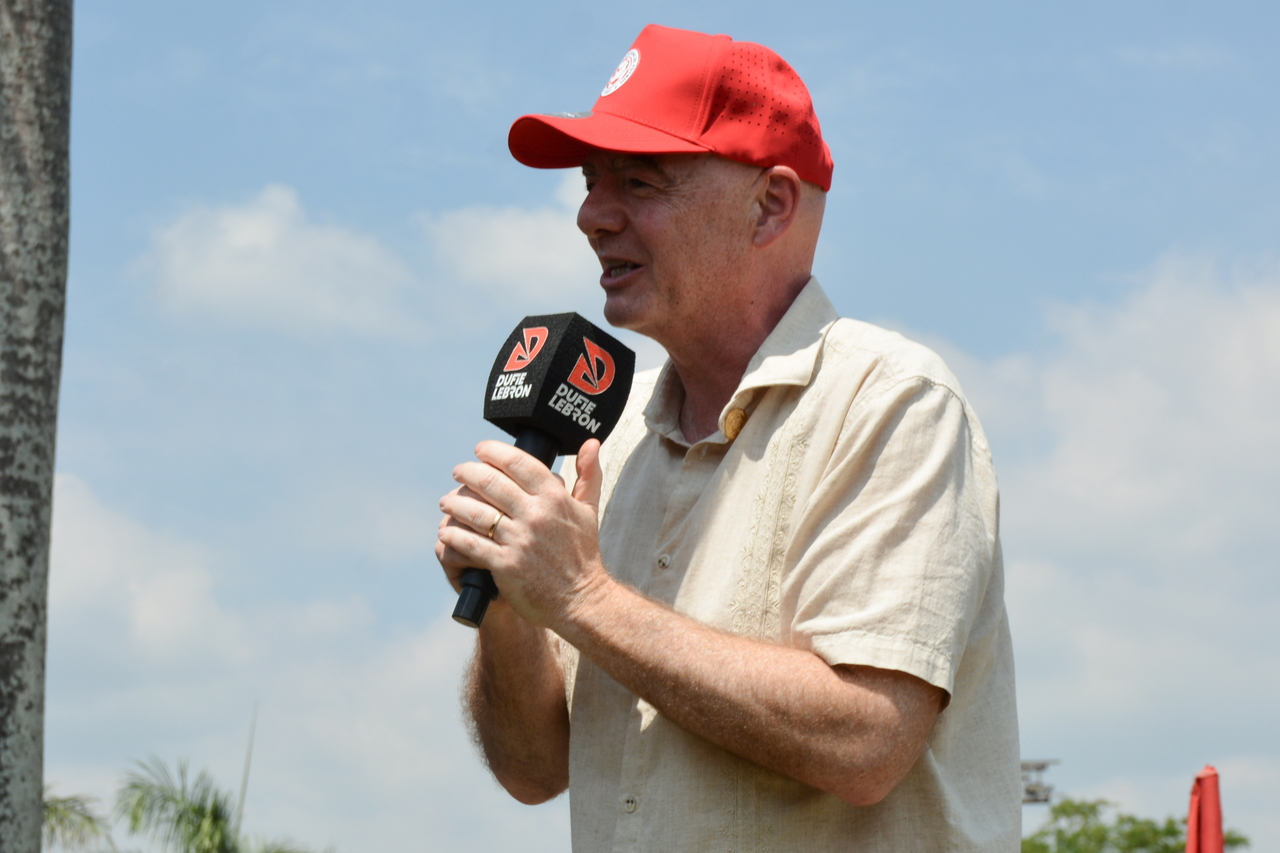 FIFA President Gianni Infantino speaks during an event at a soccer school in Cali, Colombia, Friday.    (EPA-Yonhap)