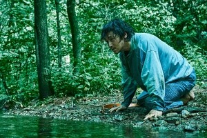 ‘경주기행’ 변요한, 더벅머리부터 치아 변색용 마우스피스까지..노개런티에 역대급 변신