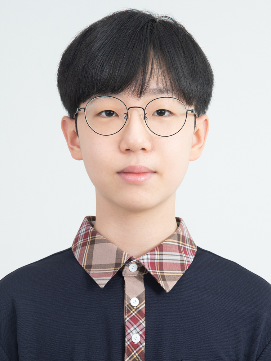 Yoon Yeo-jun, a third-year student at Gajaeul Middle School in Seoul (Courtesy of Yoon Yeo-jun)