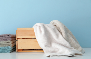 Rights panel calls bathhouse's women-only towel, soap fees discriminatory