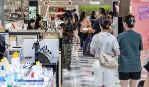‘승자의 저주’ 사라진 인천공항 면세점…퇴점사도 웃었다 [언박싱]