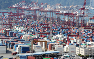 Import prices fall for 2nd month in July on oil prices decline, stronger won