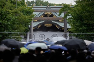 日자민당 핵심 간부 4명 야스쿠니 신사 참배…다카이치 총리 참배 ‘명분 쌓기’?
